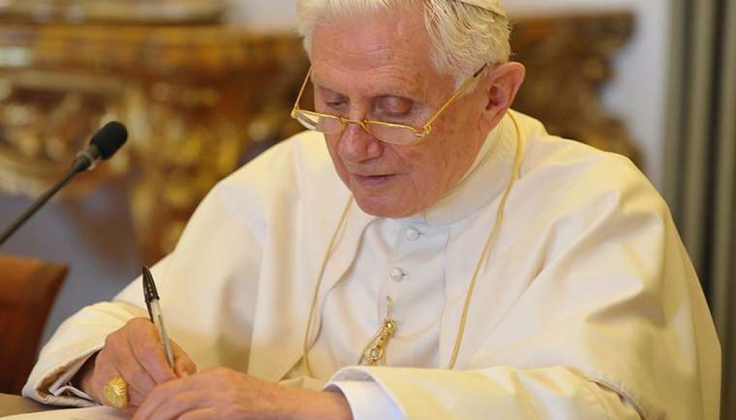 Archbishop Gänswein: Benedict XVI wrote text, but did not agree to be book’s co-author…