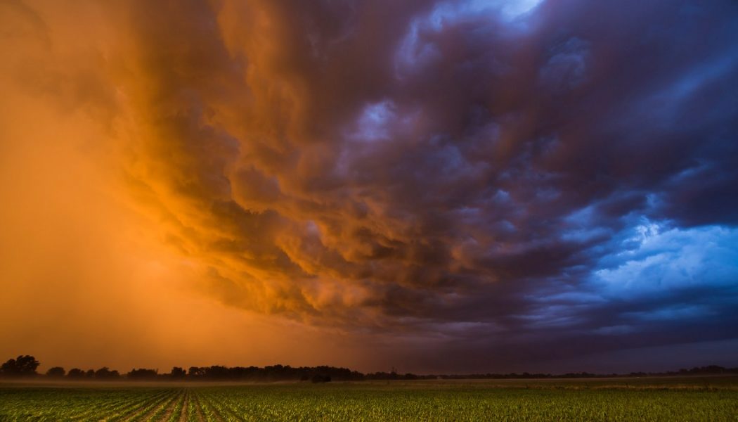 The dangerous and beautiful storms of the Midwest…