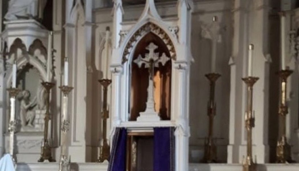 Priest saves Blessed Sacrament after tornado hits historic Nashville church…