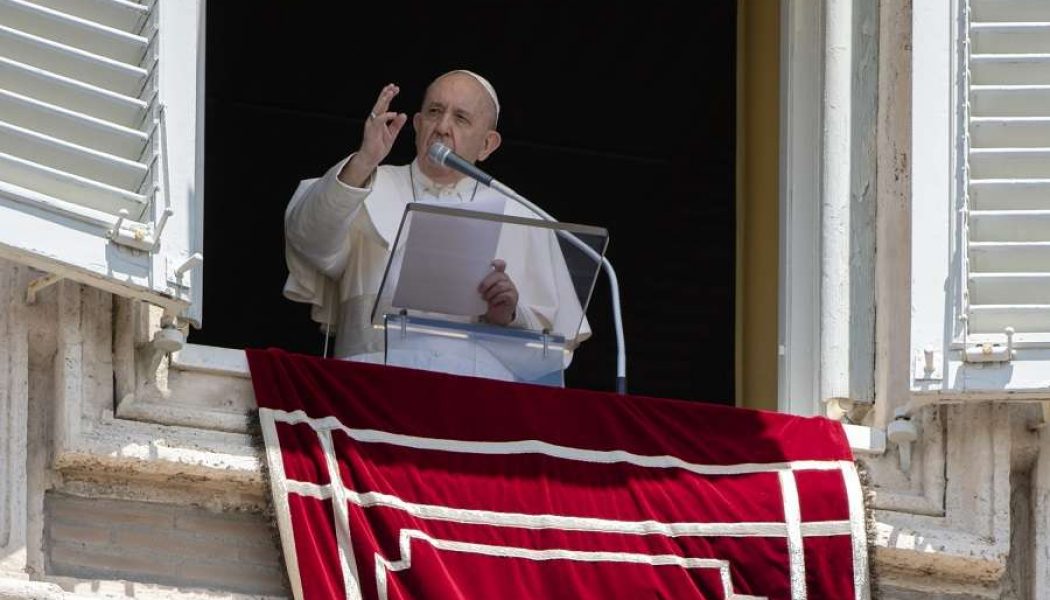 Pope’s Father’s Day Angelus: Do not fear persecution; fear only “moral death, which is the effect of sin”…