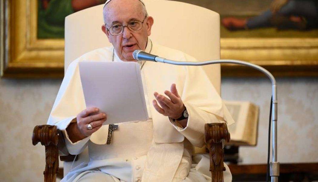 Pope’s Wednesday audience: ‘In life’s ups and downs, make prayer your constant’…