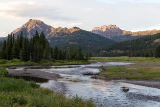 This Wyoming creek flows into two oceans…