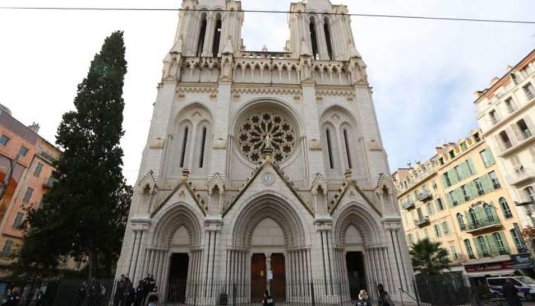 Shouting “Allahu Akbar,” Islamist terrorist stabs to death three people in basilica in Nice, France…