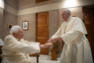 Benedict XVI and Pope Francis receive their first doses of COVID-19 vaccine…