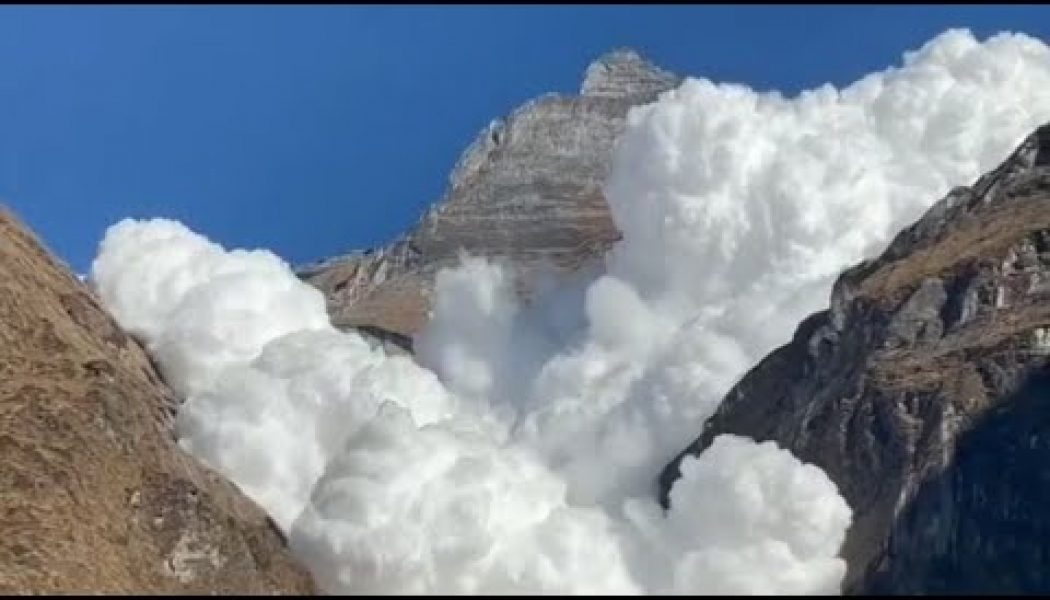 Video: Incredible avalanche on Nepal’s Annapurna hits glacial lake with a massive air blast…