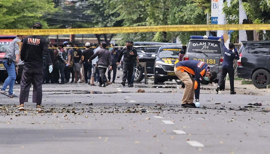 Suicide bomb hits Palm Sunday Mass in Indonesia, 20 wounded…