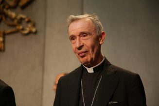 In leaked letter, Vatican’s CDF prefect tells U.S. bishops to soften approach on Holy Communion for “pro-choice” politicians…