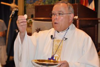 Must-read: Archbishop Chaput on Benedict XVI, Cardinal Pell, Vatican II, Pope Francis, Jesuits, and the Synod…