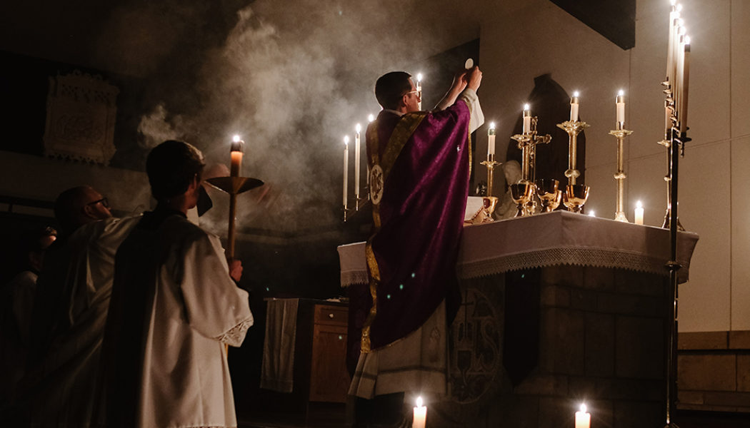 Why does ‘ad orientem’ worship have to be so controversial?
