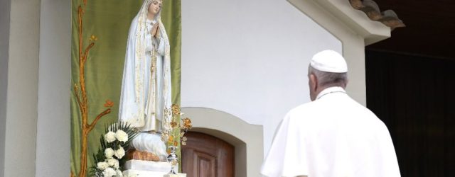 Pope Francis Invites Catholics to Renew Consecration to Immaculate Heart of Mary on March 25…