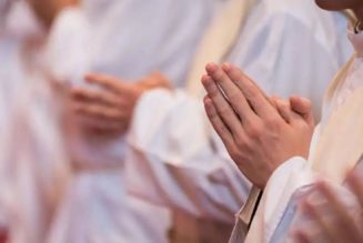 Survey of 2023’s New Priests: Most Were Altar Boys, Pray the Rosary, Go to Eucharistic Adoration, Parents Stayed Married…