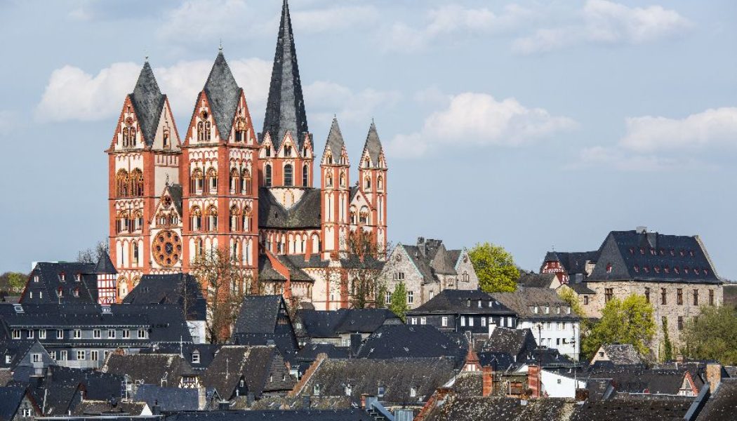 German Exodus: Half a Million Catholics Abandon Church in Historic Departure…