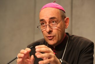 Archbishop Fernández Defends His Controversial ‘Heal Me With Your Mouth’ Book as ‘Catechesis for Teens … Not a Theology Book’…