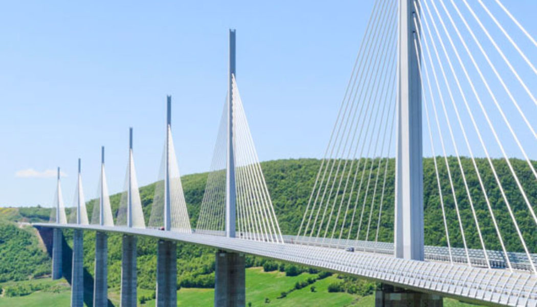 7 of the World’s Most Interesting and Extreme Bridges…