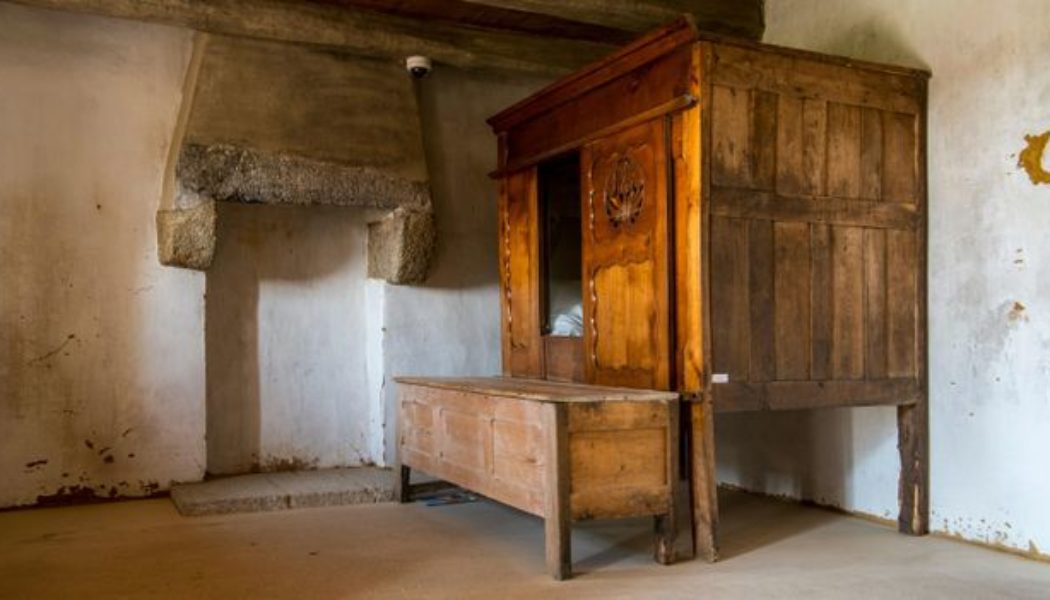 The strange reasons medieval people slept in cupboards…