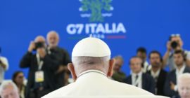 Pope Francis becomes first pontiff to address a G7 summit, raises alarm about AI…