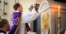 The Traditional Latin Mass: Third rail of the National Eucharistic Congress?