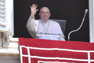 Pope’s Sunday Angelus: ‘Christ Himself Becomes True Food and True Drink’…