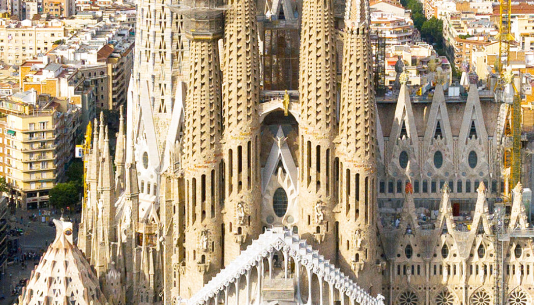 Spain’s Iconic La Sagrada Familía Finally Has a Completion Date…