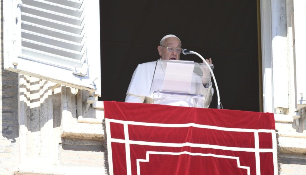 Pope’s Sunday Angelus: ‘True Wealth Is to Be Looked Upon With Love by God’…