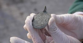 5th-Century Amulet Depicting Biblical Figure King Solomon Spearing the Devil Discovered in Turkey…