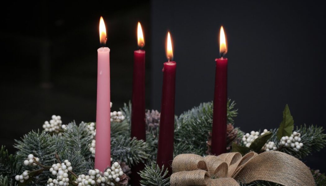 13 Traditions for Keeping an Advent Attitude…